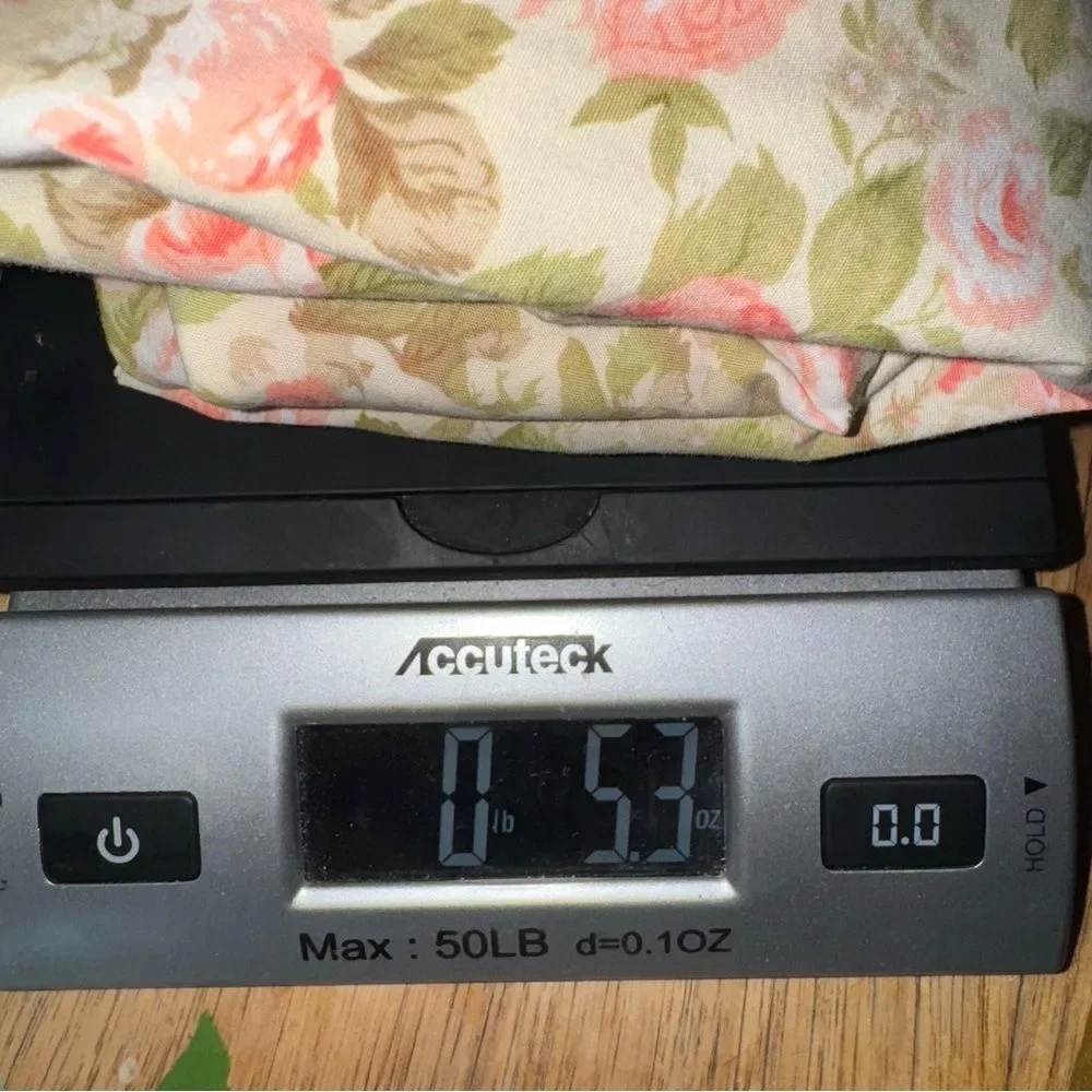 GAP size medium Women's Floral Button Down short sleeve Shirt - Pink and Green - Picture 3 of 3